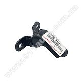 Петля двери передней левой TOYOTA - 68720-22071